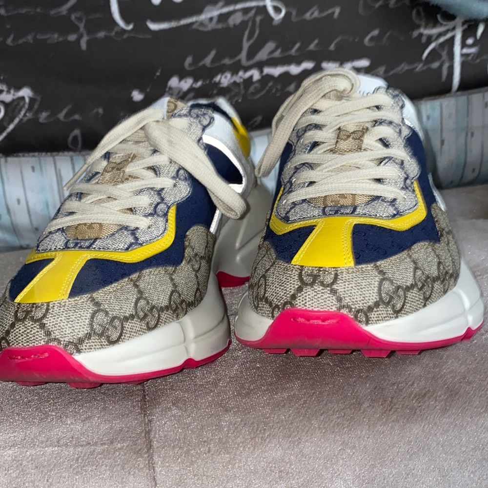 Gucci sneakers
